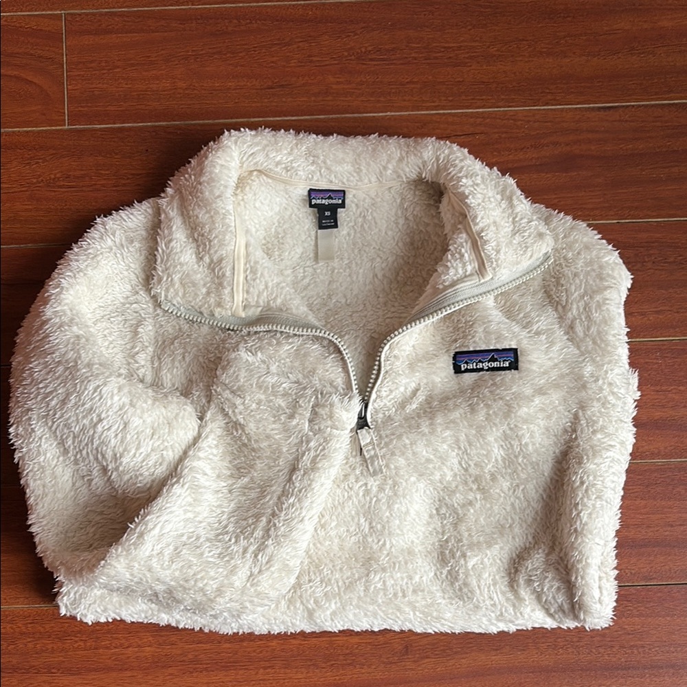Patagonia Cream Fleece Pullover